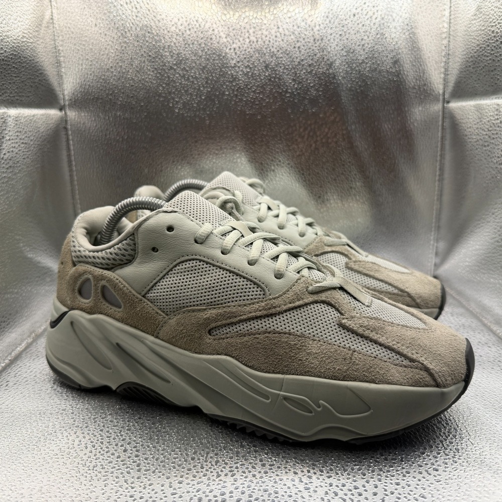 Size 8.5 Adidas Yeezy Boost 700 Salt Mens Lace-Up Basketball Shoes EG7487‎